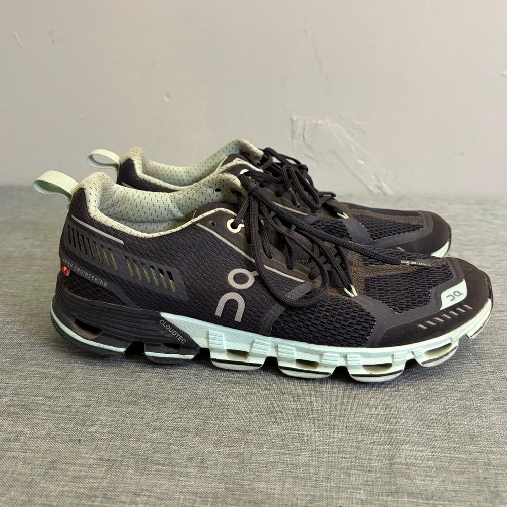 On Running Shoes Womens 7.5‎ Purple Cloud Cloudtec Low Top Sneakers